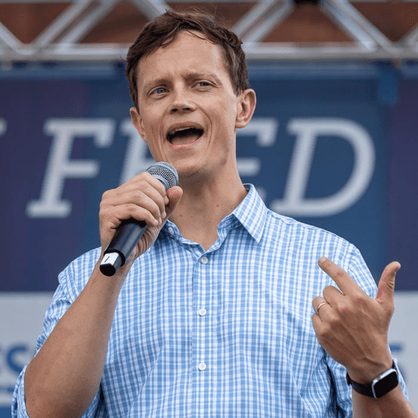 Democrats In Iowa, Alaska And Georgia Eye Governor's Mansions (And Just May Win)