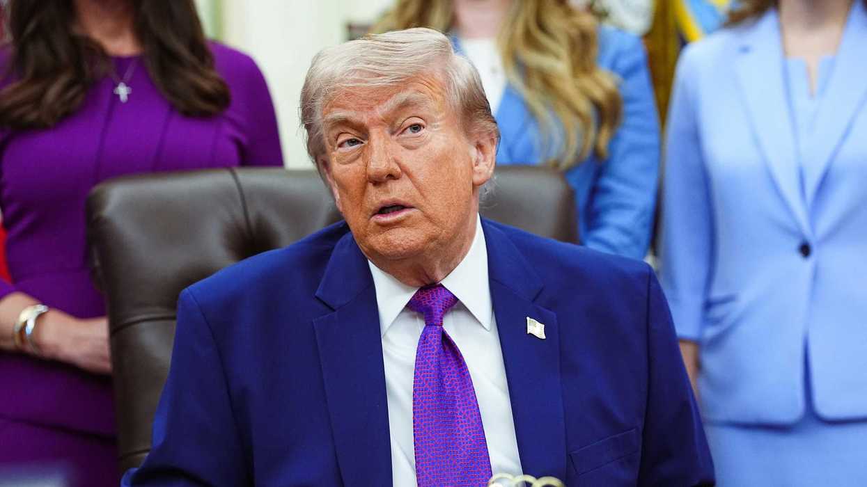 Trump spiazza tutti: «Tregua quasi morta, ma intesa possibile». E attacca pure i curdi