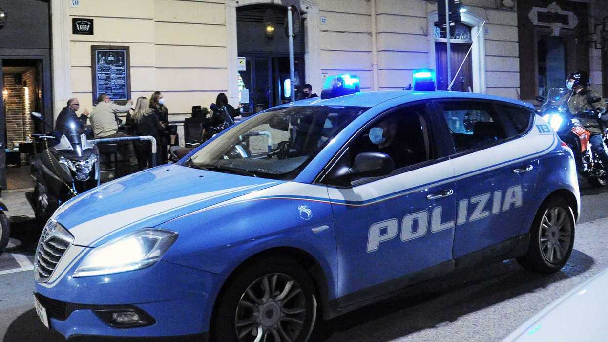 Tunisino accoltella una coppia a Como. Fermato, torna libero