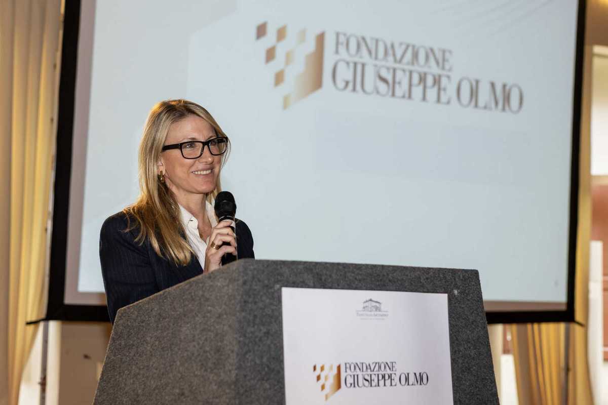 Vino, dieta mediterranea e salute: ad Artimino gli scienziati sfidano i dogmi del «rischio zero»