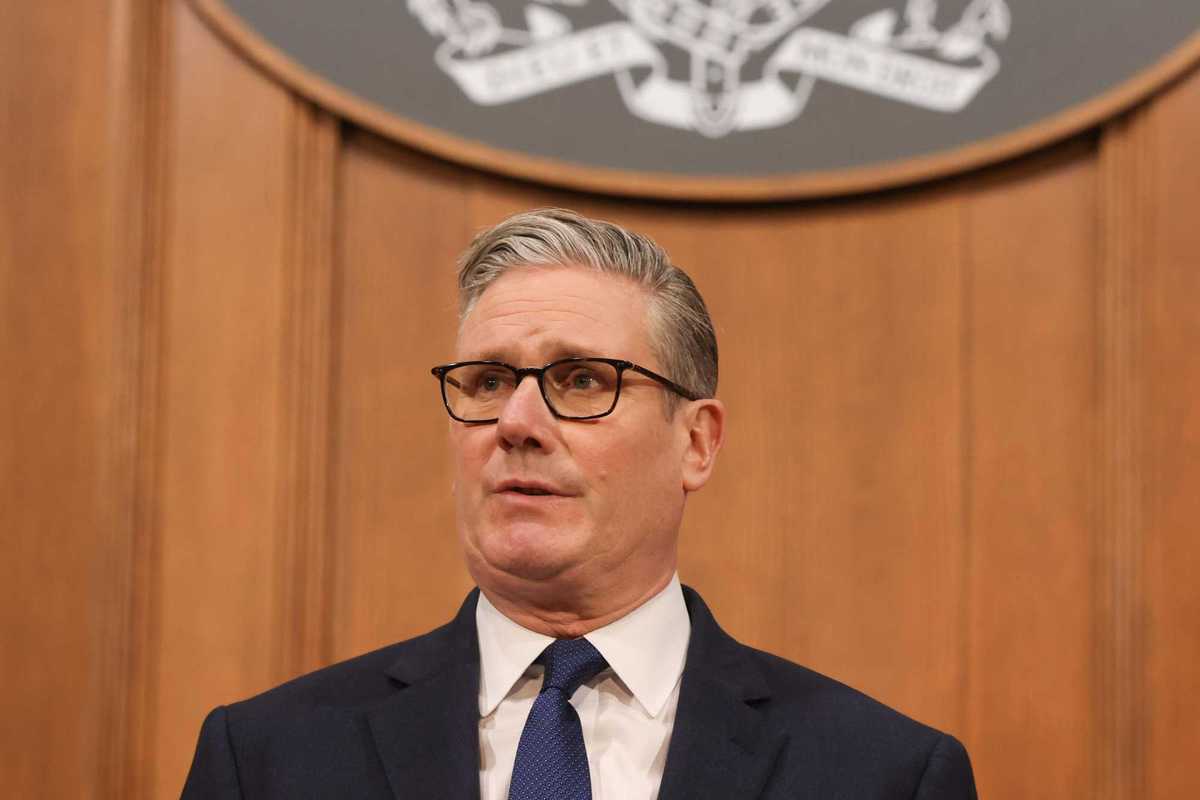 Partito in rivolta, ministri dimissionari e tensioni sui bond. Starmer verso l’addio