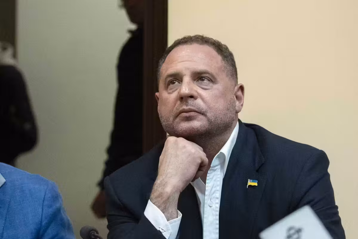 «Il vice Zelensky riciclava milioni». L’ennesimo scandalo isola l’Ucraina