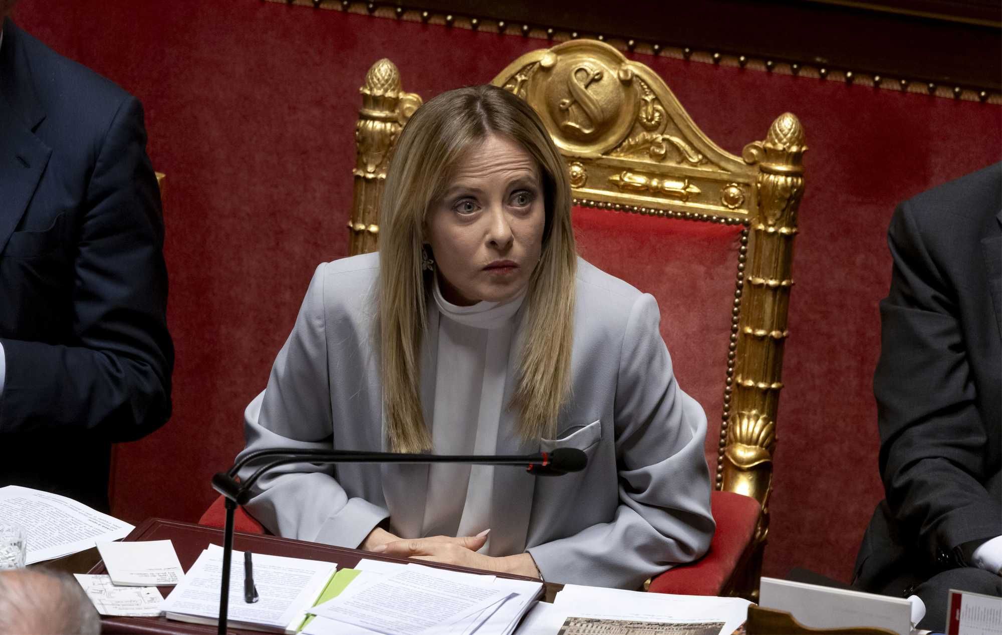 Meloni dà battaglia: «Con noi povertà calata»