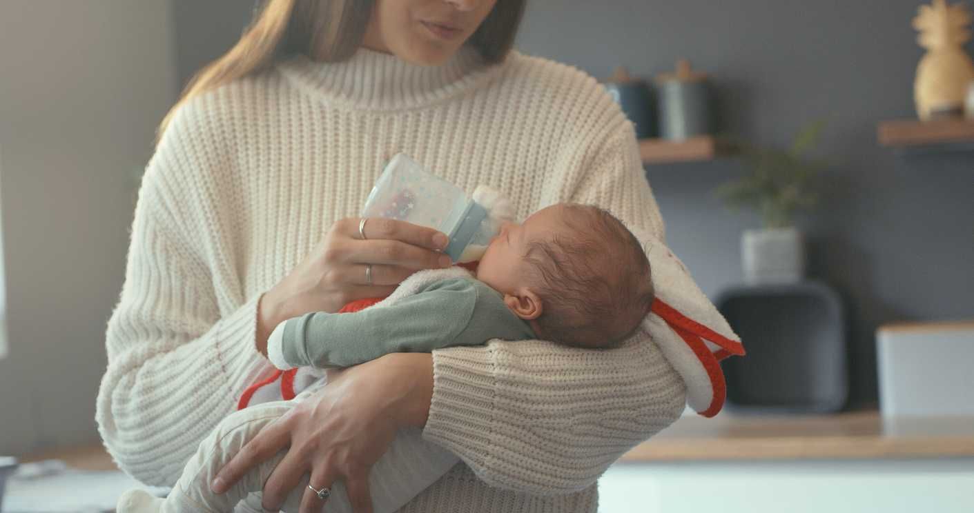 Contro l’assuefazione a morte e orrore torniamo a difendere la vita che nasce