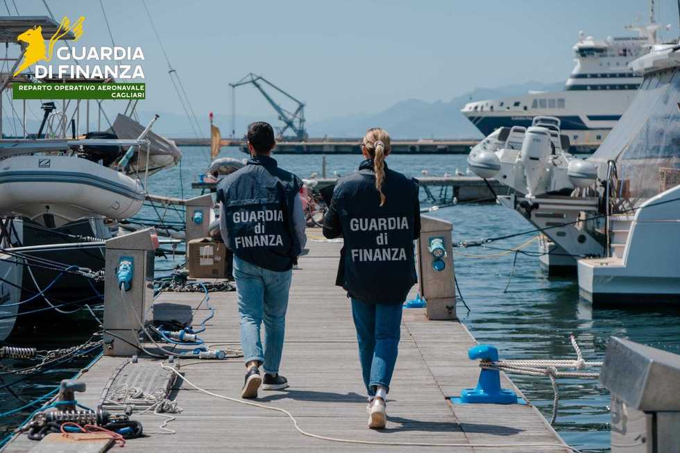 Yacht ed evasione fiscale: maxi operazione della GdF in Sardegna