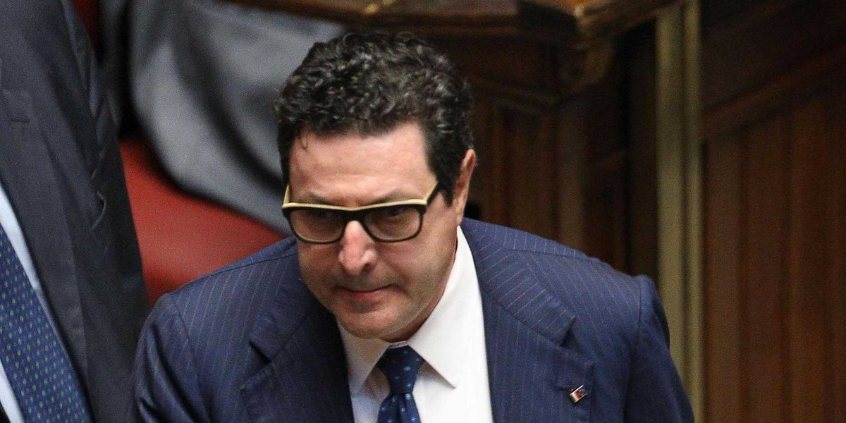 calearo nei guai sequestri e accuse di frode sui fondi pubblici da Laverita.info calearo nei guai sequestri e accuse di frode sui fondi pubblici