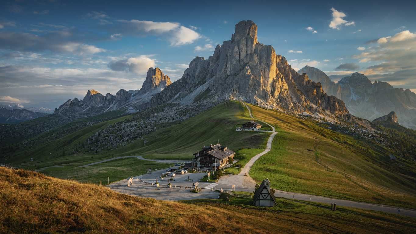 Un’estate in Trentino tra fortezze, dimore storiche e tanta natura