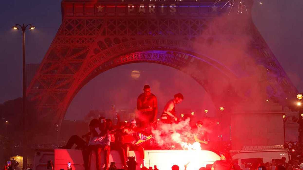 Così festeggiano la Champions le seconde generazioni francesi. A Trento magrebini con l’ascia