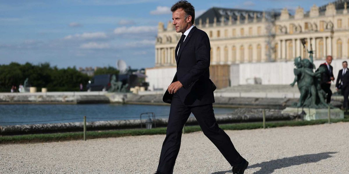 macron si rimpinza di gas russo e poi si vanta se cattura petroliere da Laverita.info macron si rimpinza di gas russo e poi si vanta se cattura petroliere