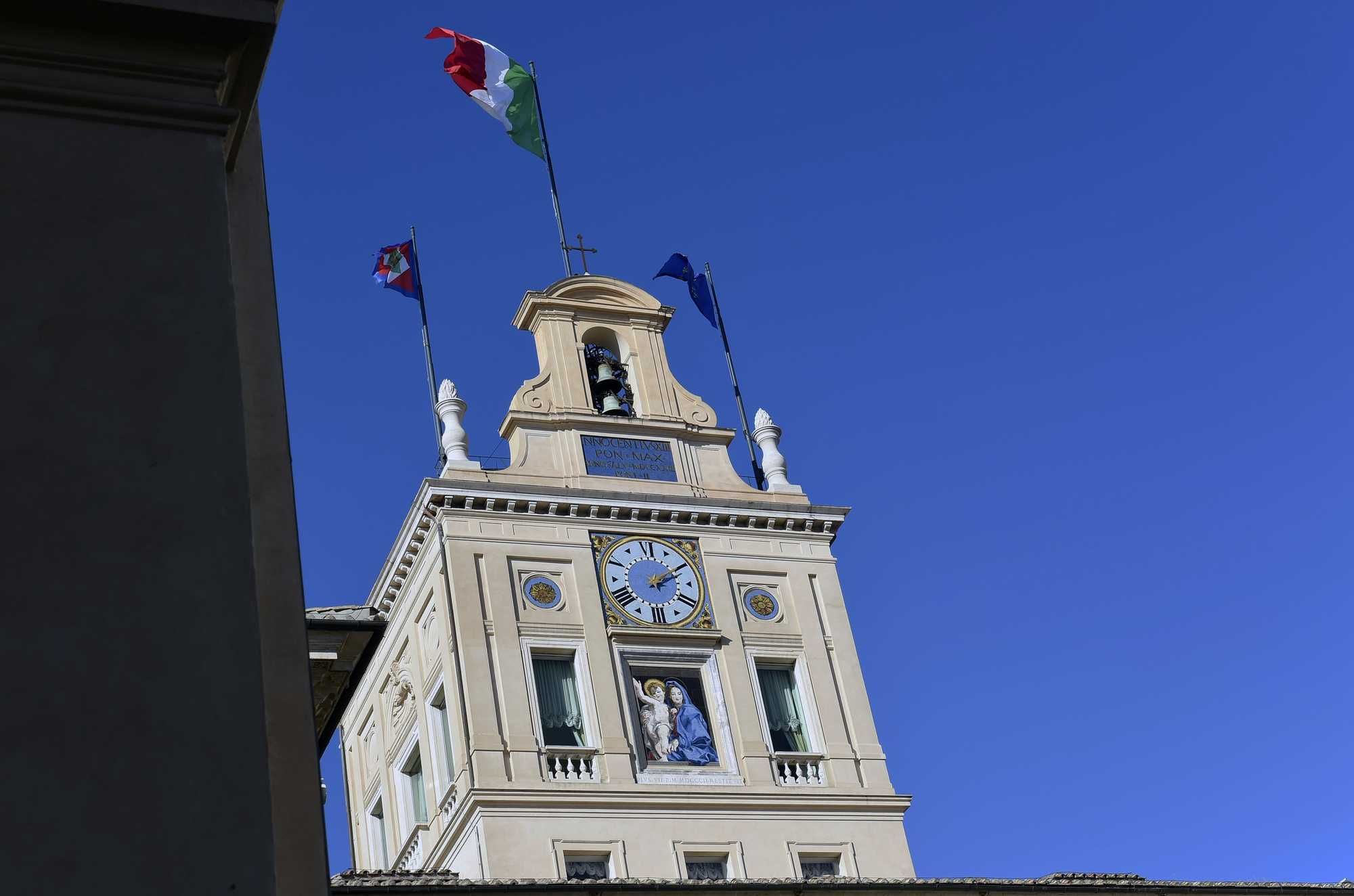 Le grandi idee della Repubblica sono fuggite come i cavalli