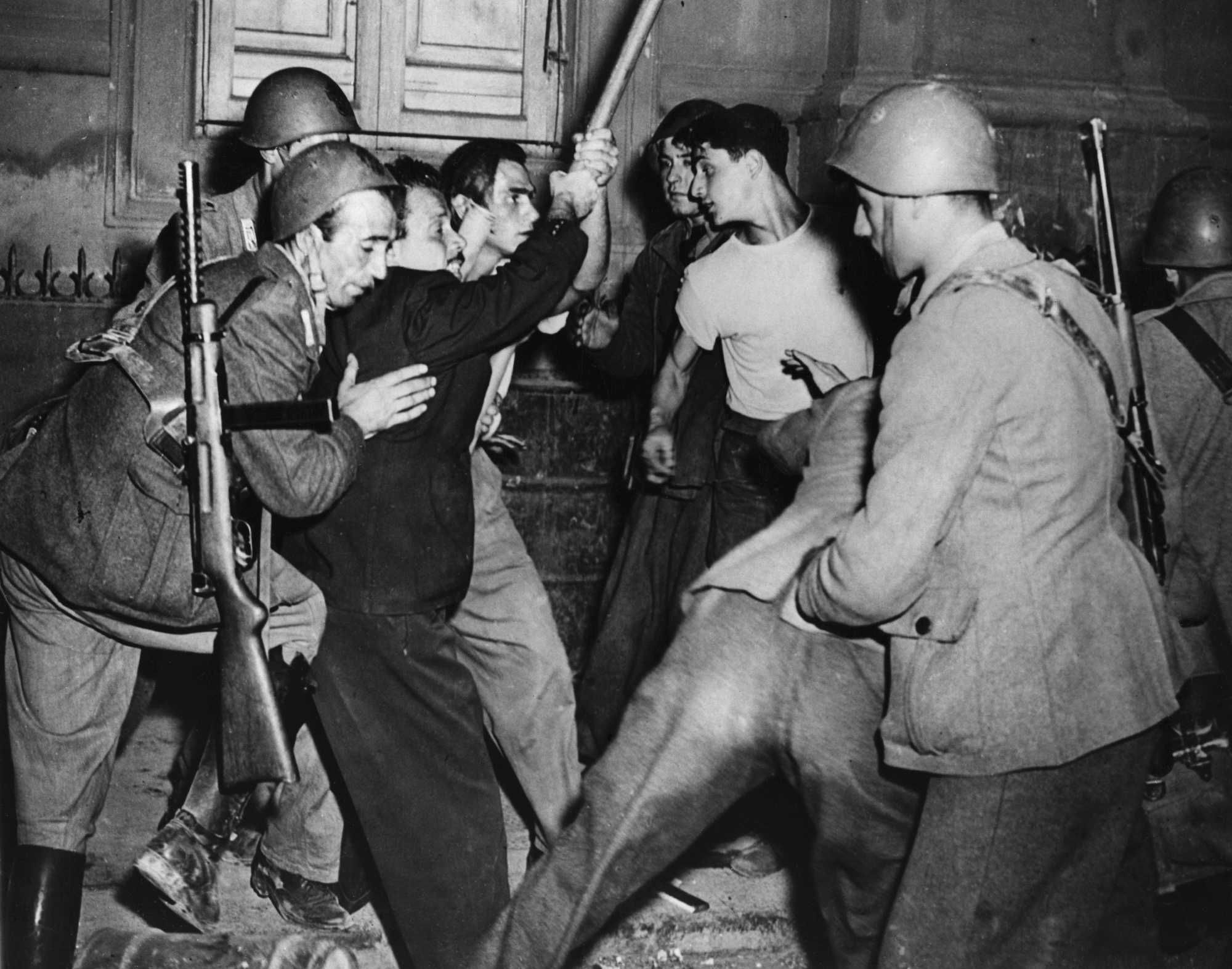 Quando l’Italia rischiò un’altra guerra civile dopo il referendum