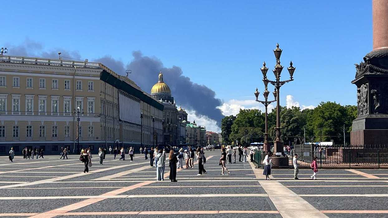 L’Ucraina colpisce San Pietroburgo e fa strage di civili nel Donetsk