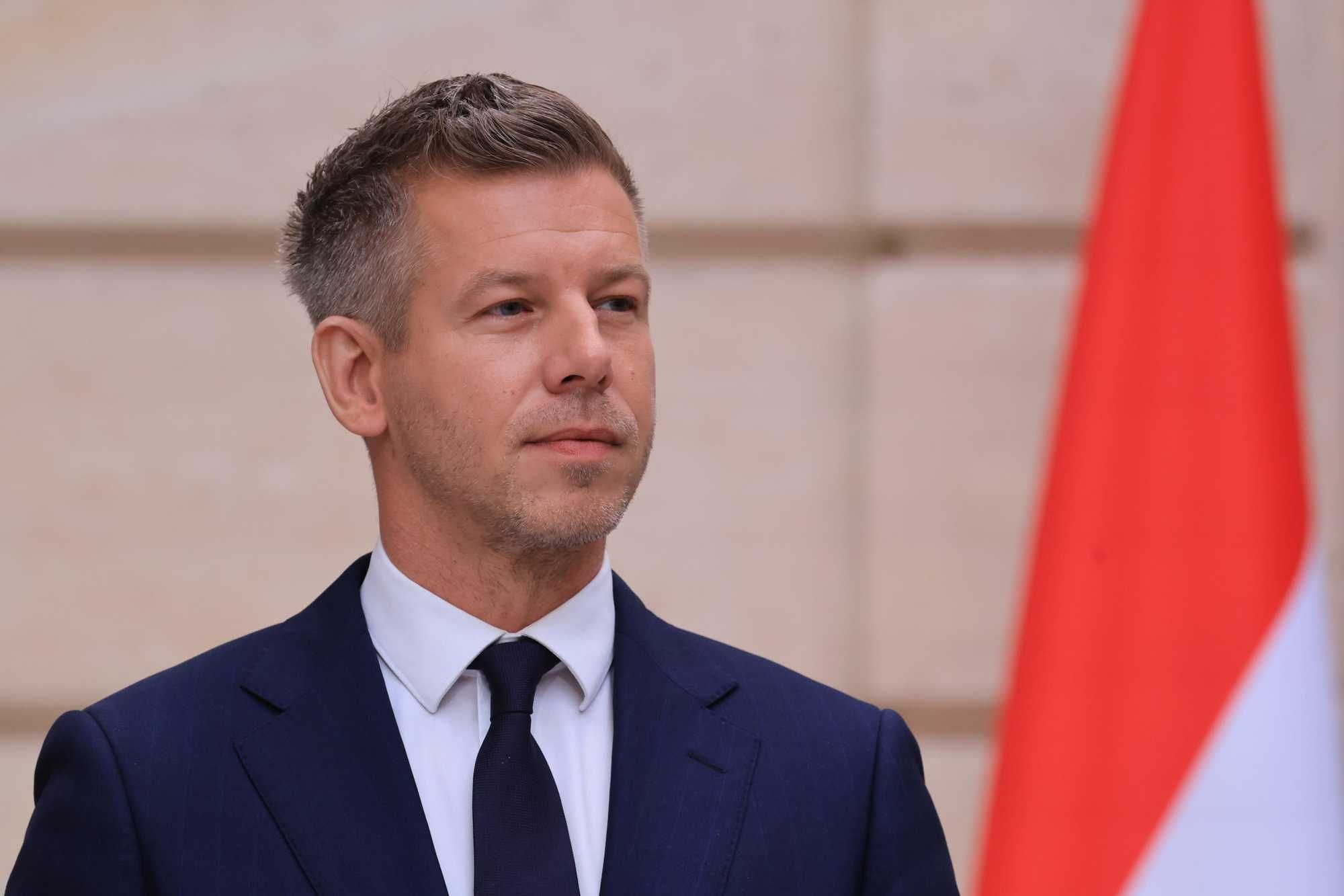 Kiev, Russia, Ue: Magyar parla come Orbán