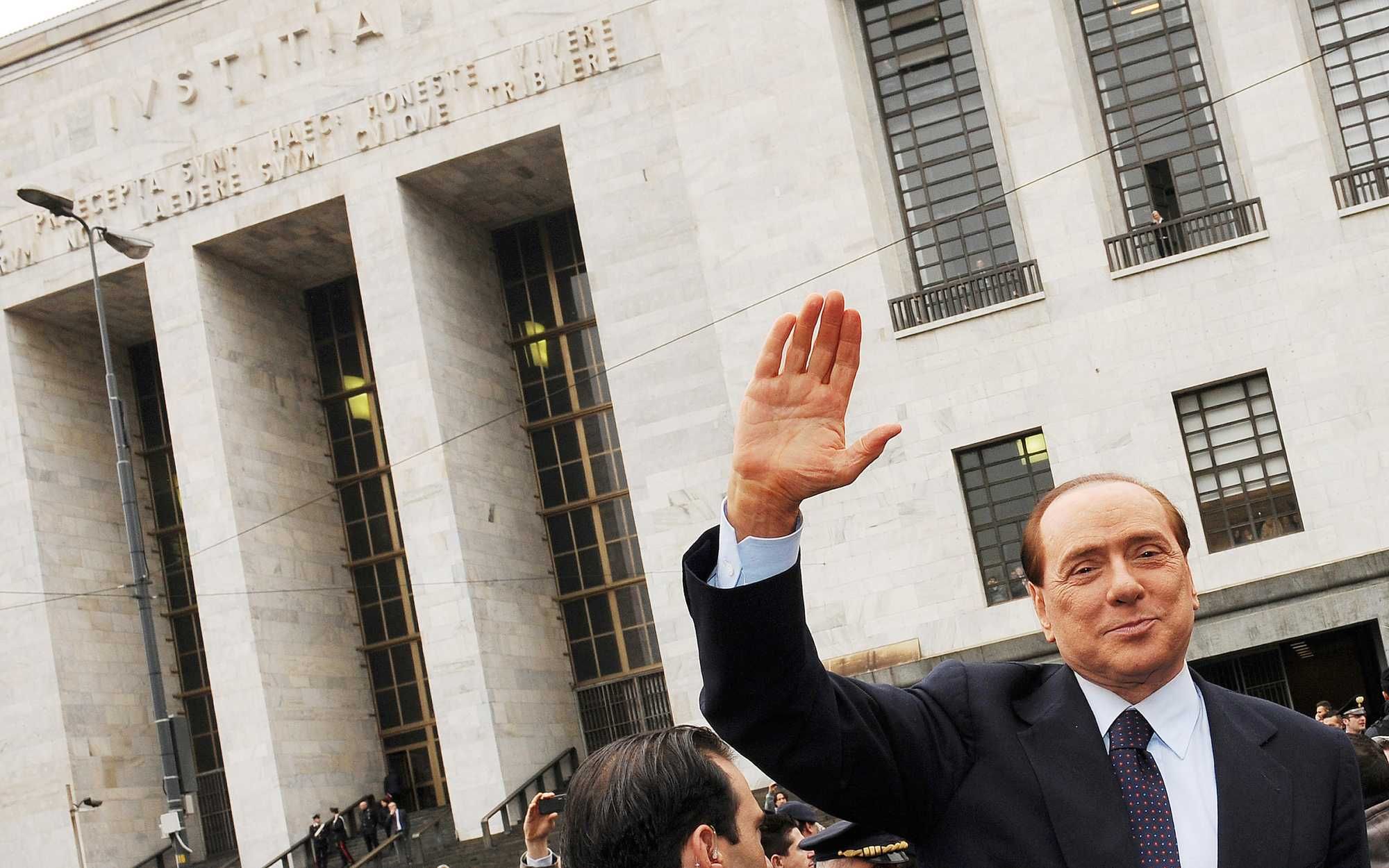 Spesi 25 milioni per archiviare il Cav. Ma i pm avrebbero delle nuove piste