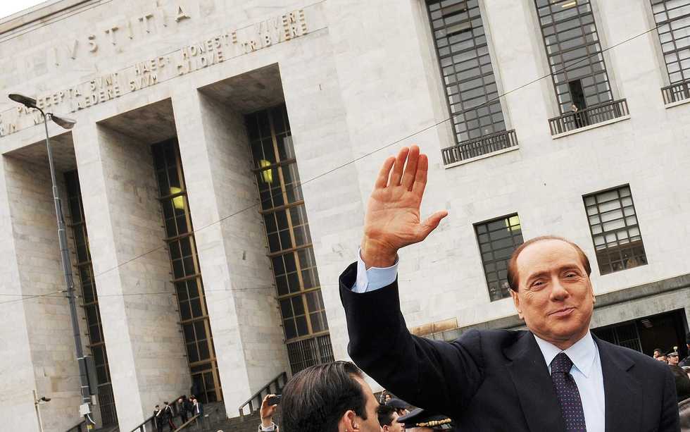 Spesi 25 milioni per archiviare il Cav. Ma i pm avrebbero delle nuove piste