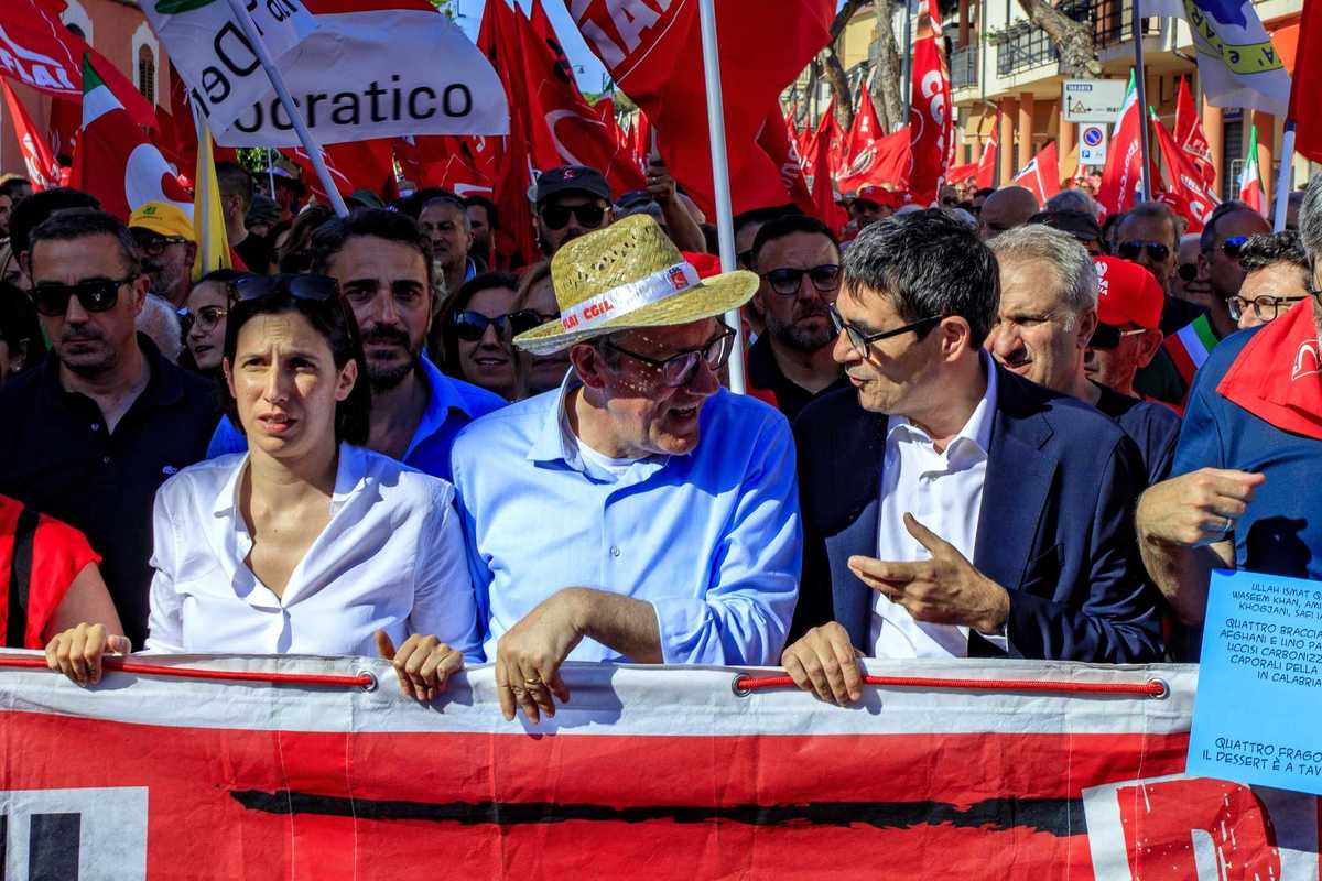 Il campo largo «attira» più schiavi e poi piange sui campi di pomodori
