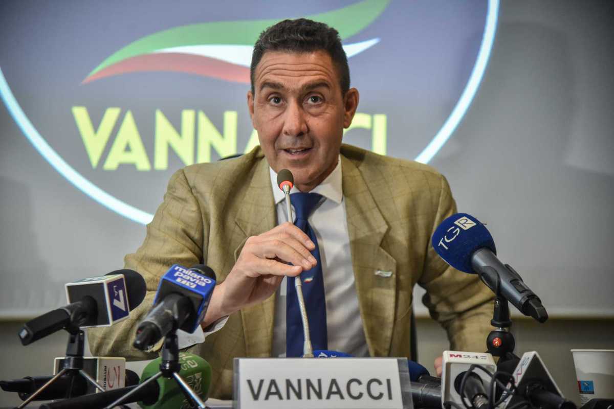 Sfida a distanza tra Vannacci e Marina Berlusconi