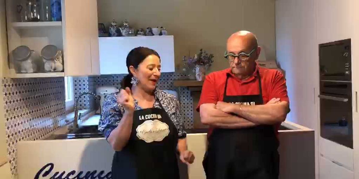 cuciniamo insieme panzanella sbagliata da Laverita.info cuciniamo insieme panzanella sbagliata