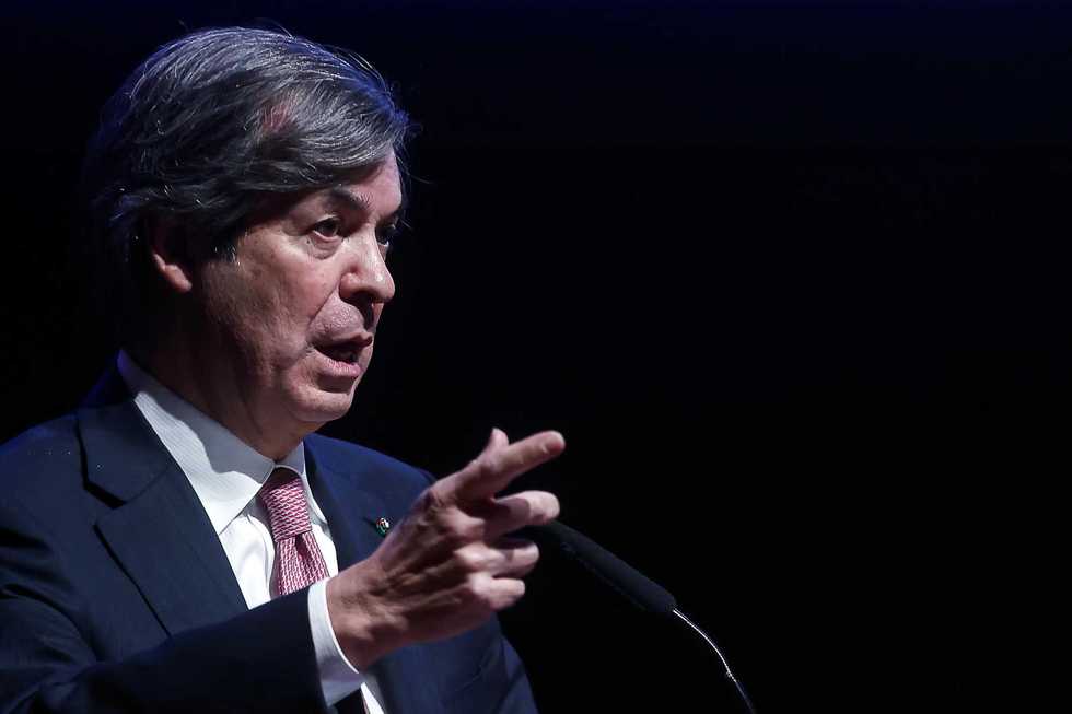 Intesa offre 30,6 miliardi per Mps: «Nasce la seconda banca europea»