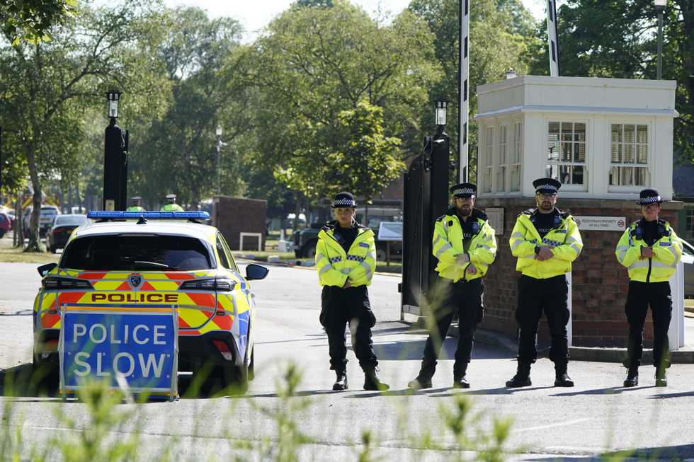 Uk, la polizia tira dritto con i ruoli inclusivi