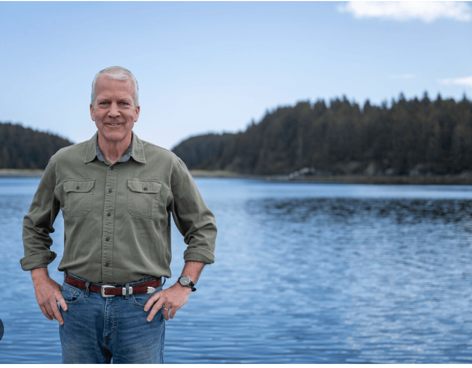Alaska GOP Senator's Campaigns Spent $1.5M On Golf Resorts And Luxury Lodging