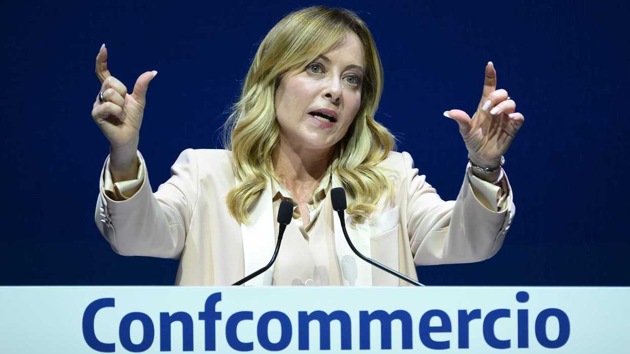 Meloni: «La sinistra vuole la patrimoniale, noi ridurre le tasse»