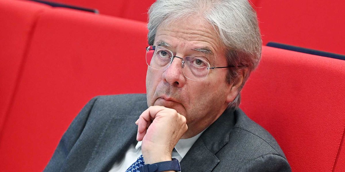 gentiloni si allena per il colle incitando la von der leyen a chiudere i rubinetti a roma da Laverita.info gentiloni si allena per il colle incitando la von der leyen a chiudere i rubinetti a roma