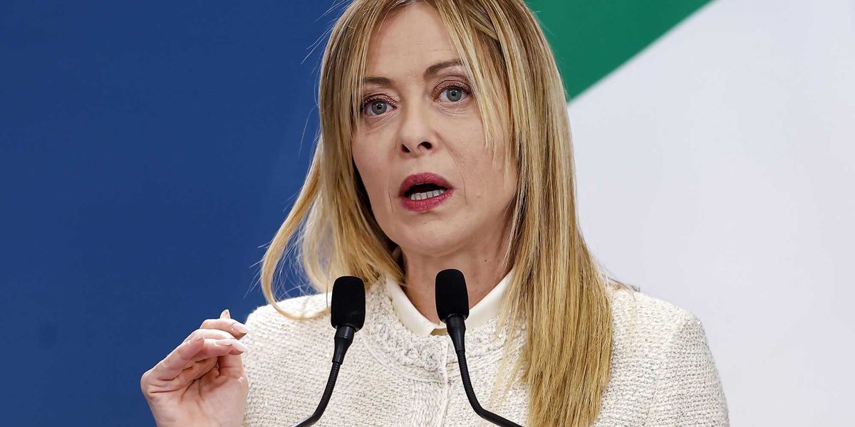 meloni suona la sveglia sull8217ebola bisogna controllare le frontiere da Laverita.info meloni suona la sveglia sull8217ebola bisogna controllare le frontiere