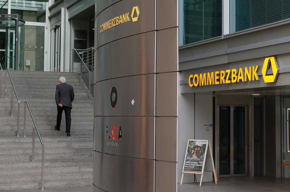 Commerz scatena i giudici contro Unicredit