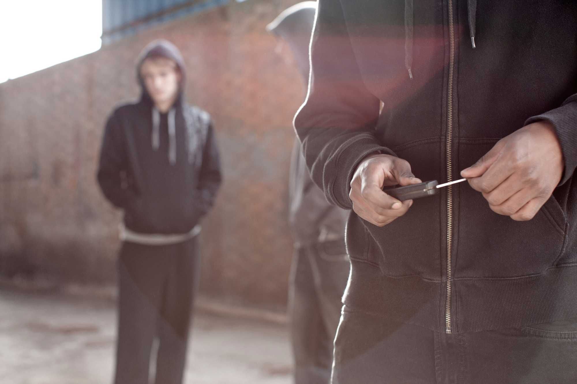 Tre cittadini su dieci presi di mira dalle baby gang: altro che percezione