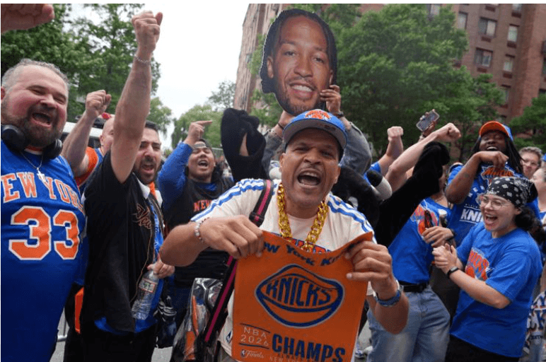 Despised Team Owner Dolan Shouldn't Make Knicks Visit Trump's White House