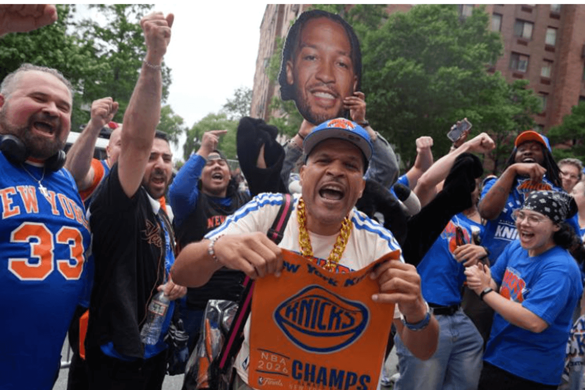 Despised Team Owner Dolan Shouldn't Make Knicks Visit Trump's White House