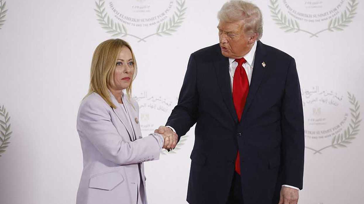 Meloni a Trump: «Io e l'Italia non imploriamo mai»