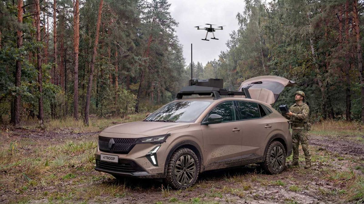 Renault con l’elmetto: farà droni e suv militari