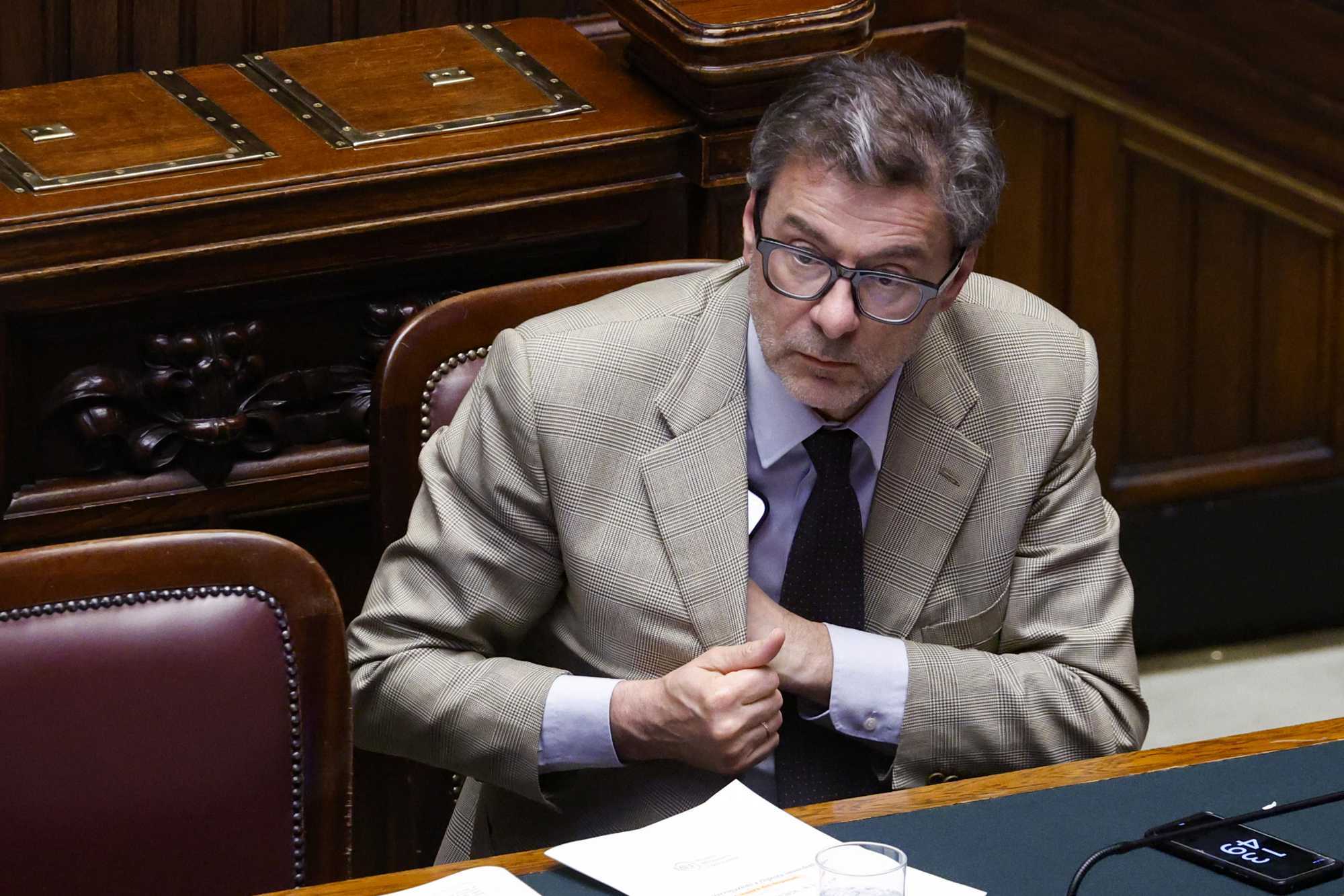 Il Btp dà ossigeno ai conti pubblici. Investimenti per quasi 9 miliardi