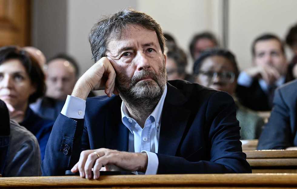 È il solito disco rotto: Franceschini rilancia l’allarme democratico