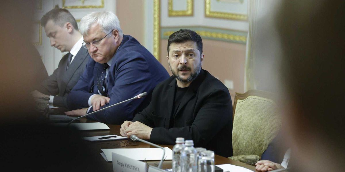 la polonia si accorge degli ucraini nazisti revocata a zelensky l8217onorificenza da Laverita.info la polonia si accorge degli ucraini nazisti revocata a zelensky l8217onorificenza