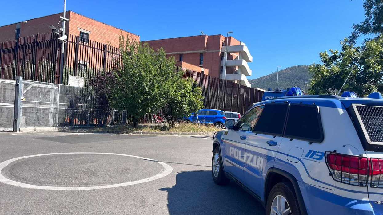 Cella piccola e carcere affollato. Sconto di pena al pedofilo pakistano