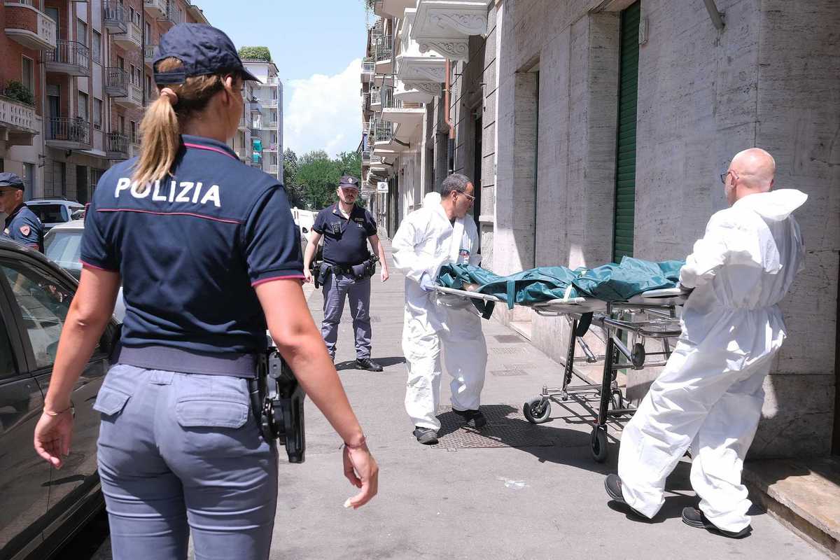 Madre strangola la figlia e si impicca. Corpi trovati dalla sorella maggiore