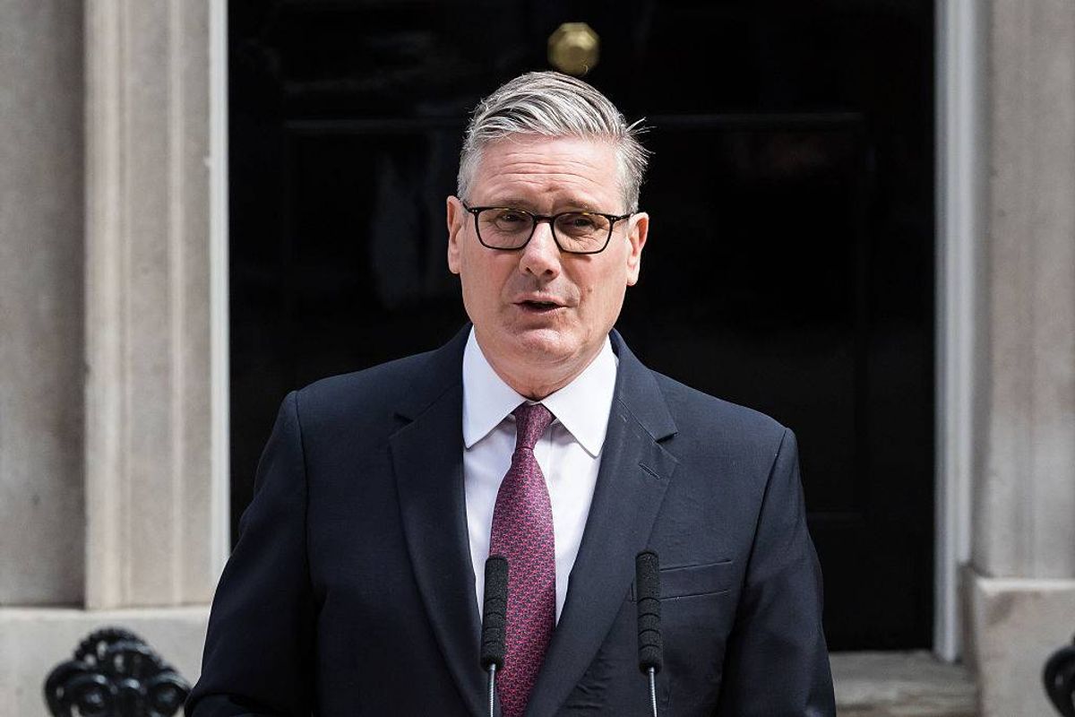 „Endlich weg“: Keir Starmer tritt als britischer Premierminister zurück