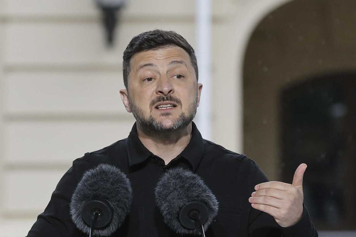 La Russia rivendica altri due villaggi. Kiev ora punta a isolare la Crimea