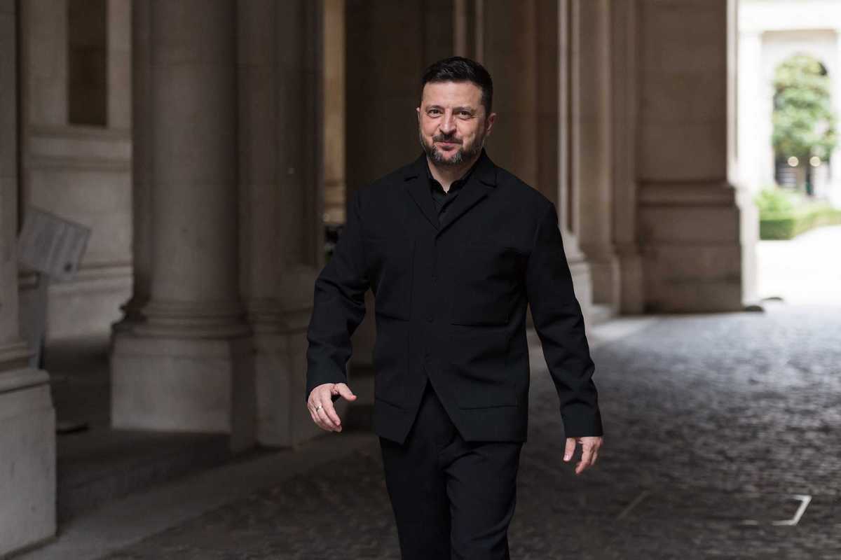 Zelensky ci usa come bancomat per portarci dritti in guerra