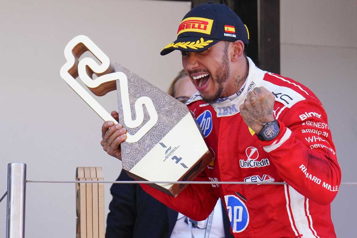 F1, la Ferrari vince dopo due anni. Hamilton trionfa, Antonelli va ko