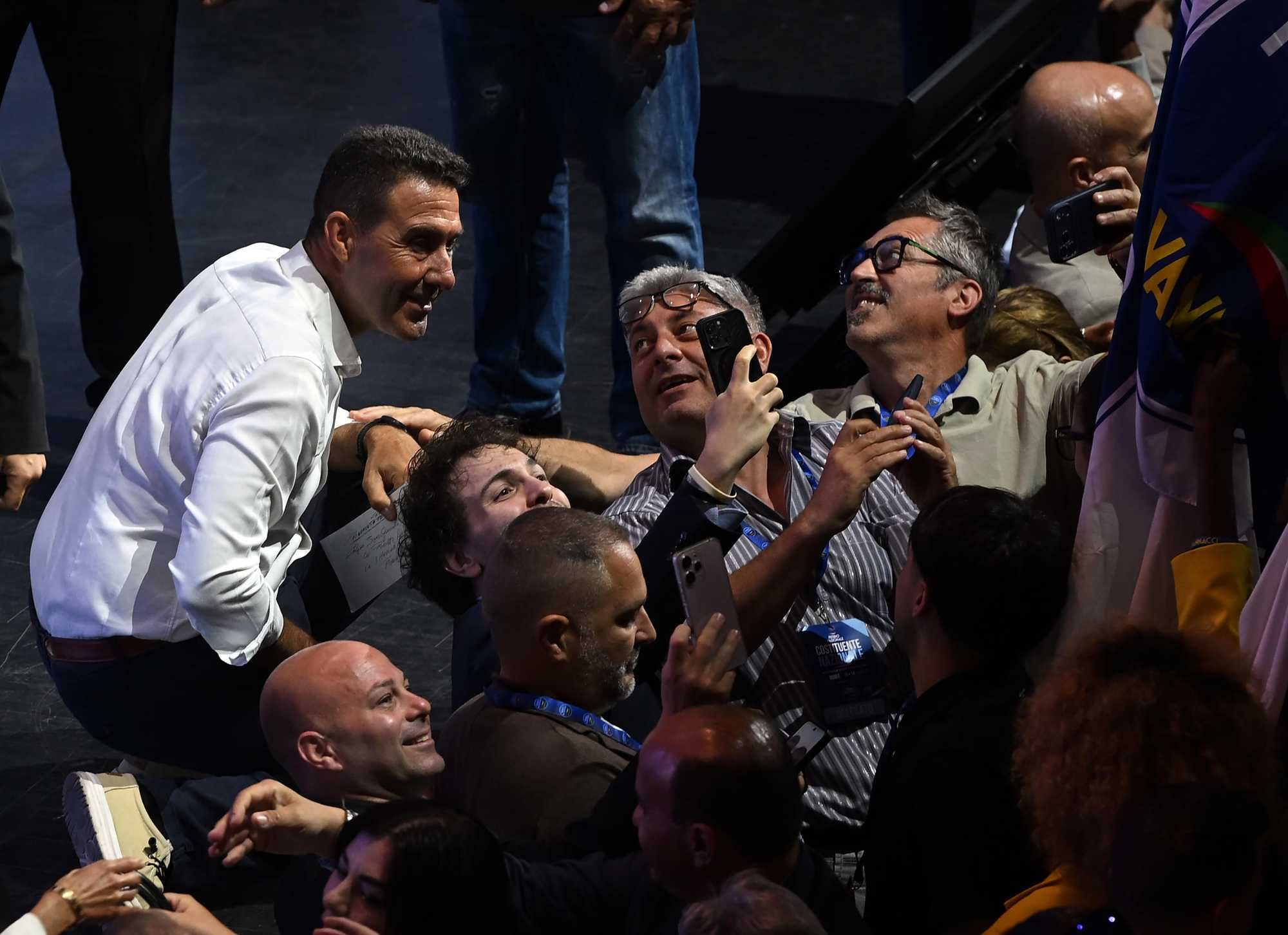 Vannacci crea scompiglio per la frase sui femminicidi