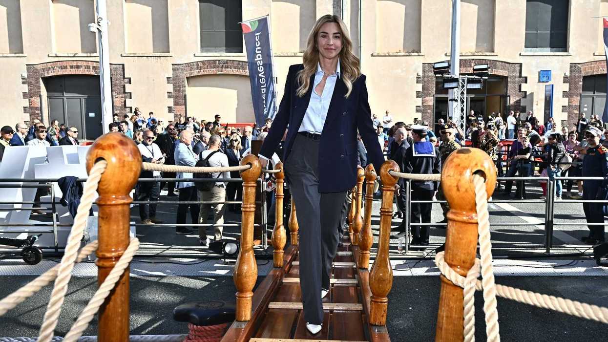 Mentre la Salis prende la tintarella sindacati e Pd vogliono farla nera
