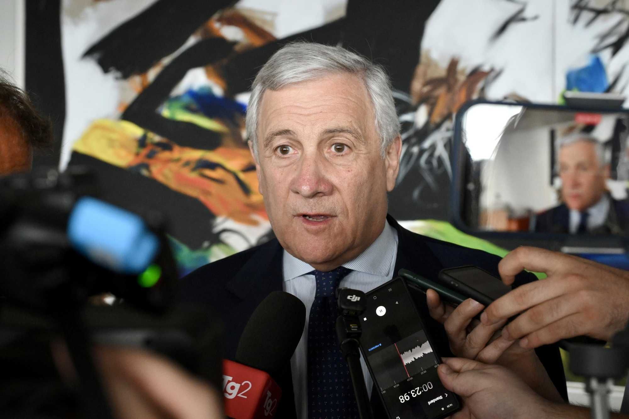 Segnali di apertura verso Mosca. Tajani: «In futuro buoni rapporti»