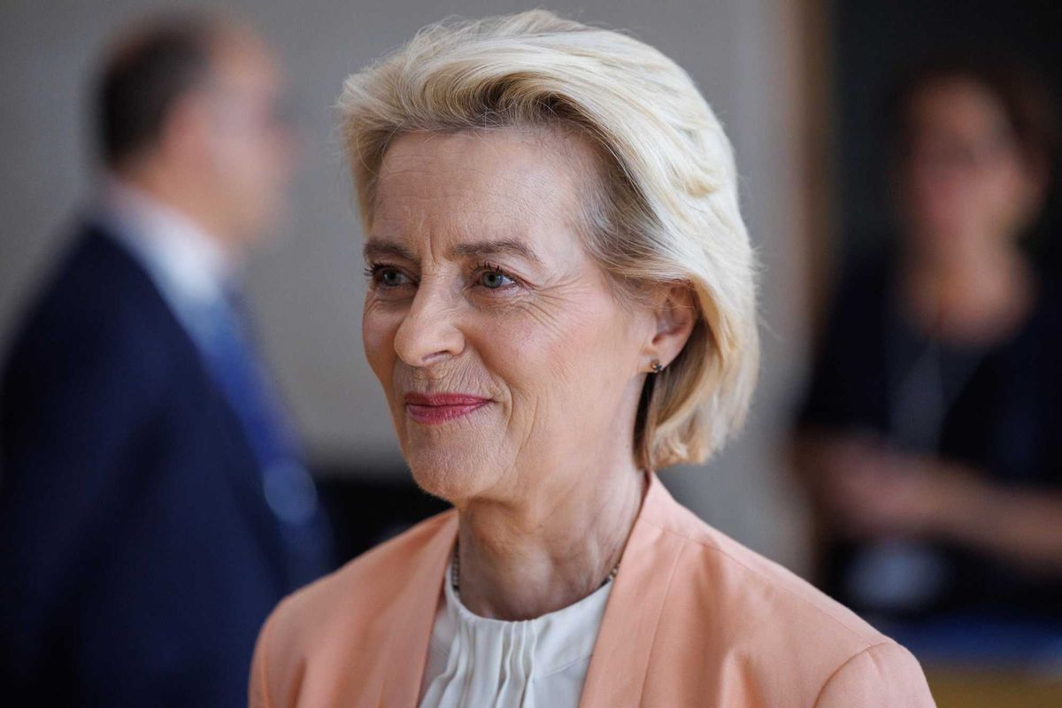 L’Ue piomba nel Medioevo. Aria spenta per i dipendenti ma Ursula resta al fresco