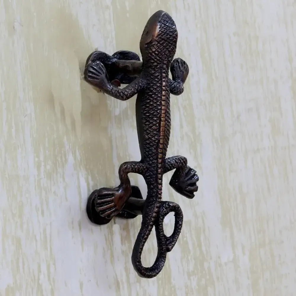 Decorative Hardware