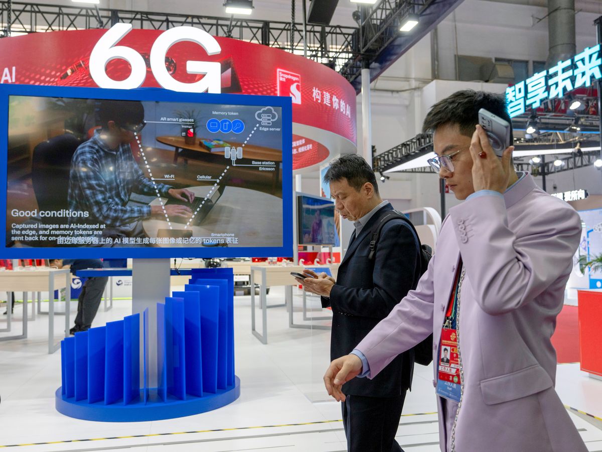 Wi-Fi and Cellular Industries Duke It Out Over 6 GHz Band