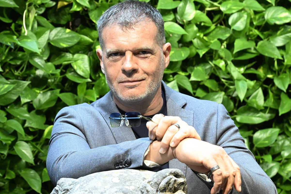Basta sfiorare i palinsesti Rai e per la sinistra è «okkupazione»